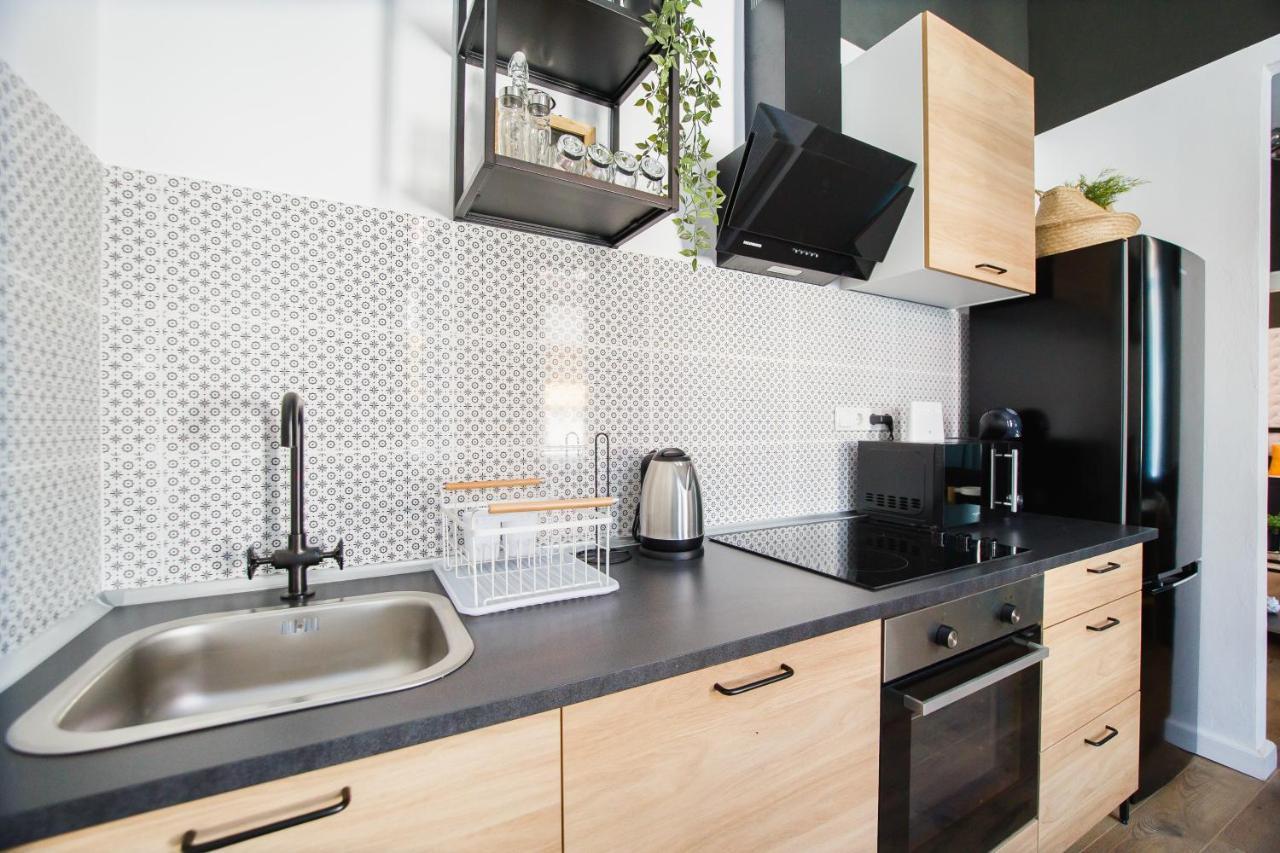 Super Central Spacious Apartment Oradea Exteriér fotografie